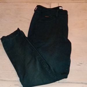 Green jeggings by Nine West